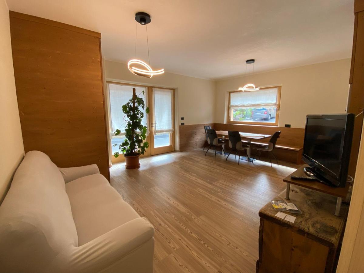 Alaska Charm House Livigno Buitenkant foto